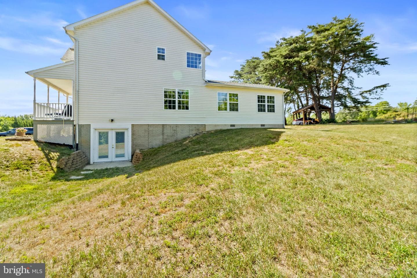 1525 Sharpes Court photo 61