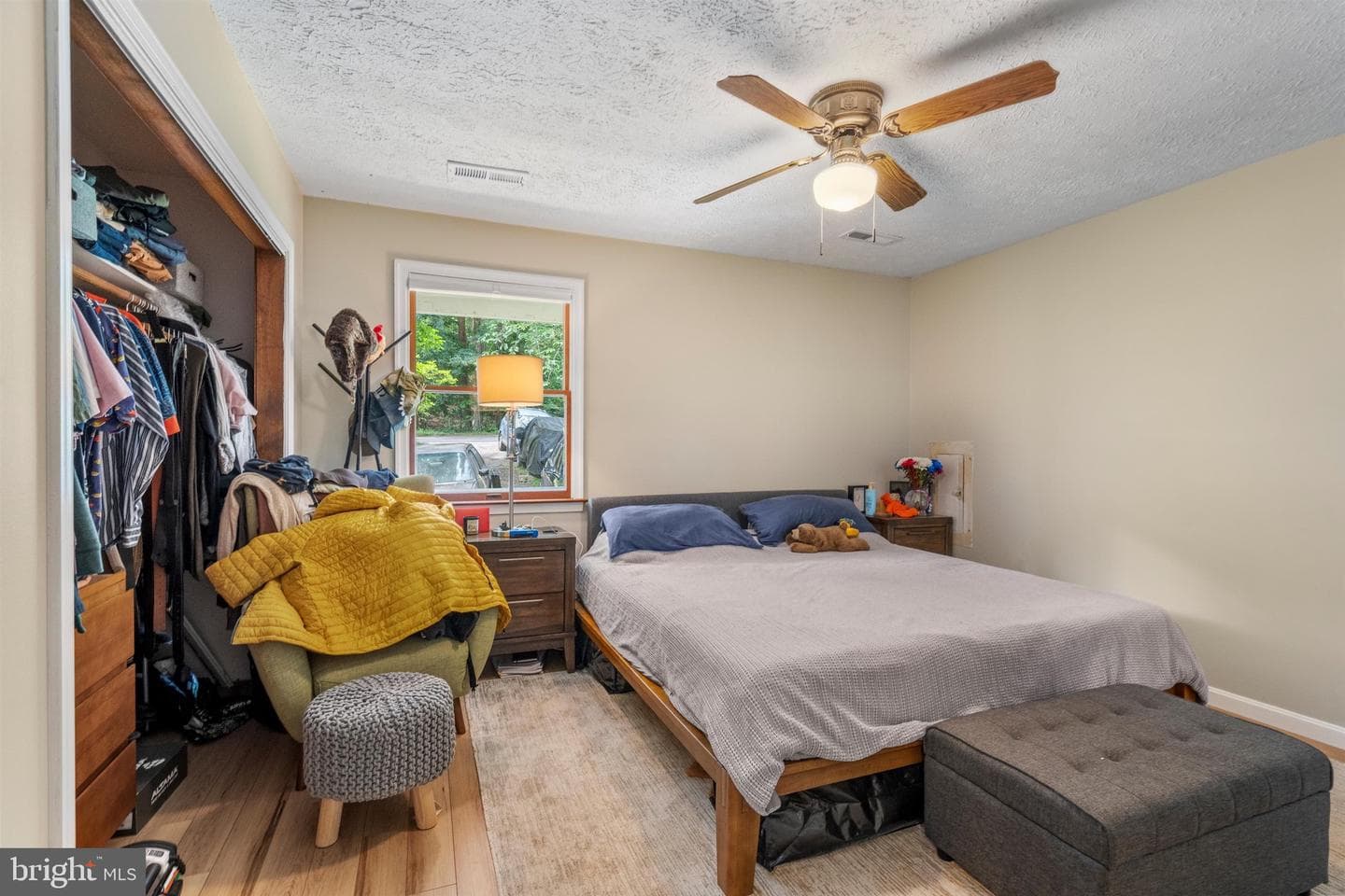 910 Golden West Way photo 17