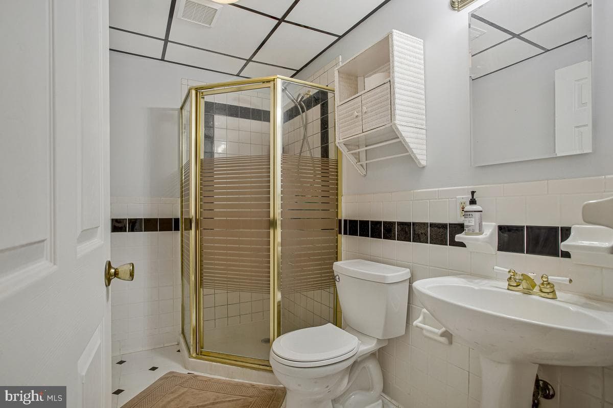2811 Glasgow Way photo 28