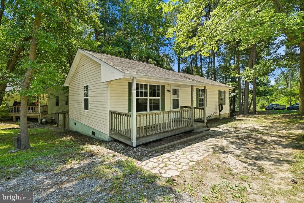 673 Grenada Lane photo 15