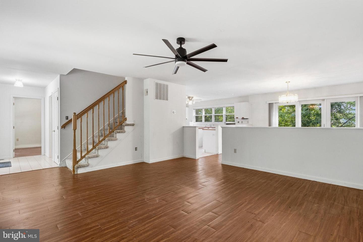 924 Chart Court photo 29