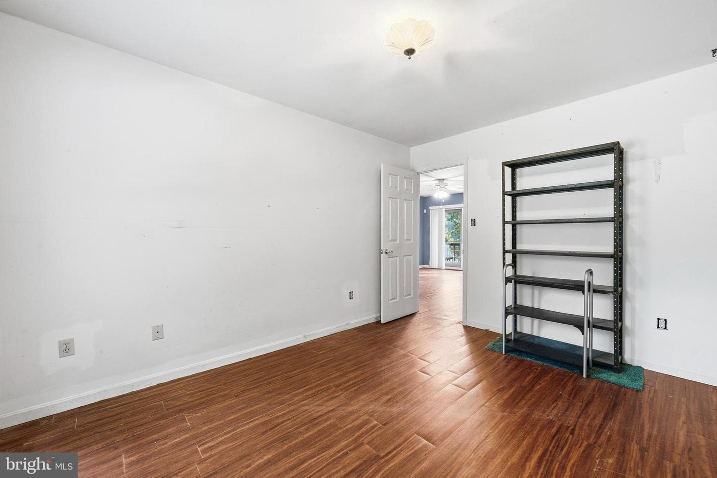 924 Chart Court photo 50