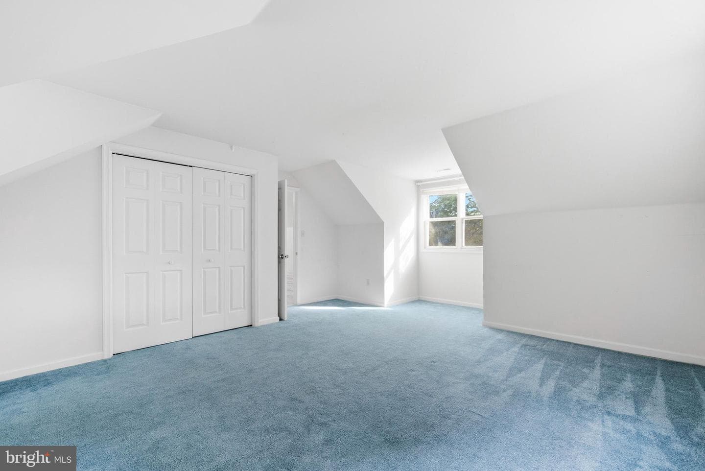 924 Chart Court photo 72