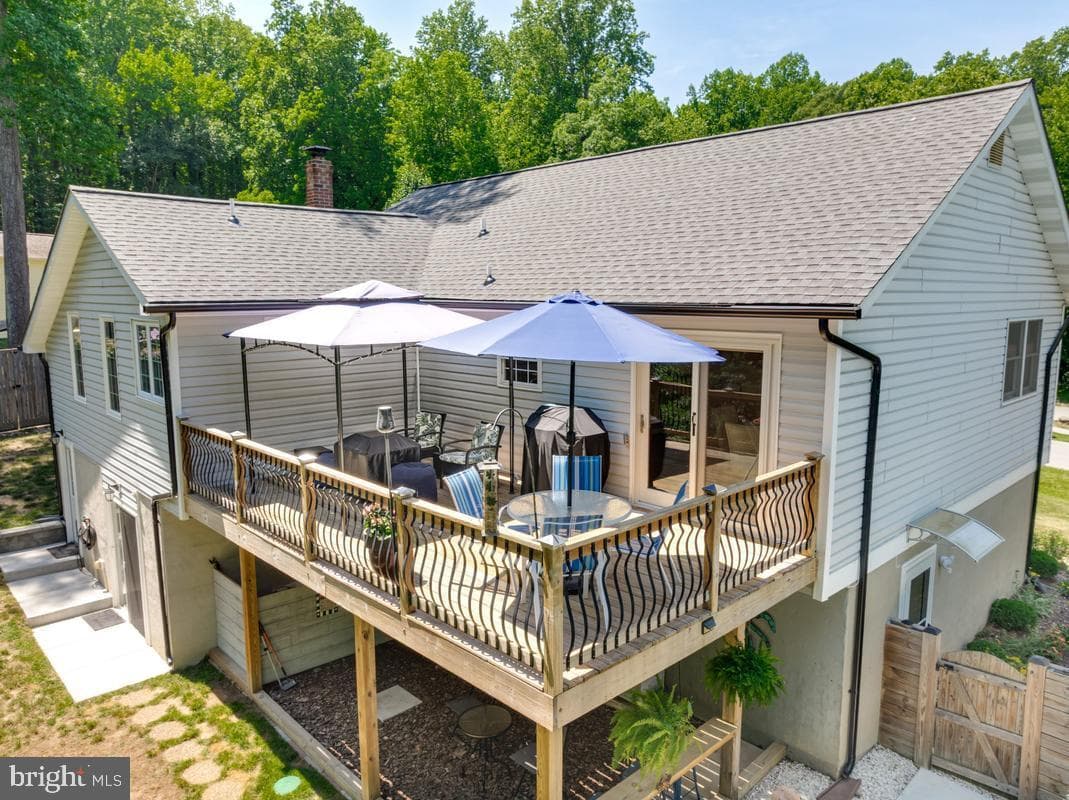 9017 Megan Circle photo 49