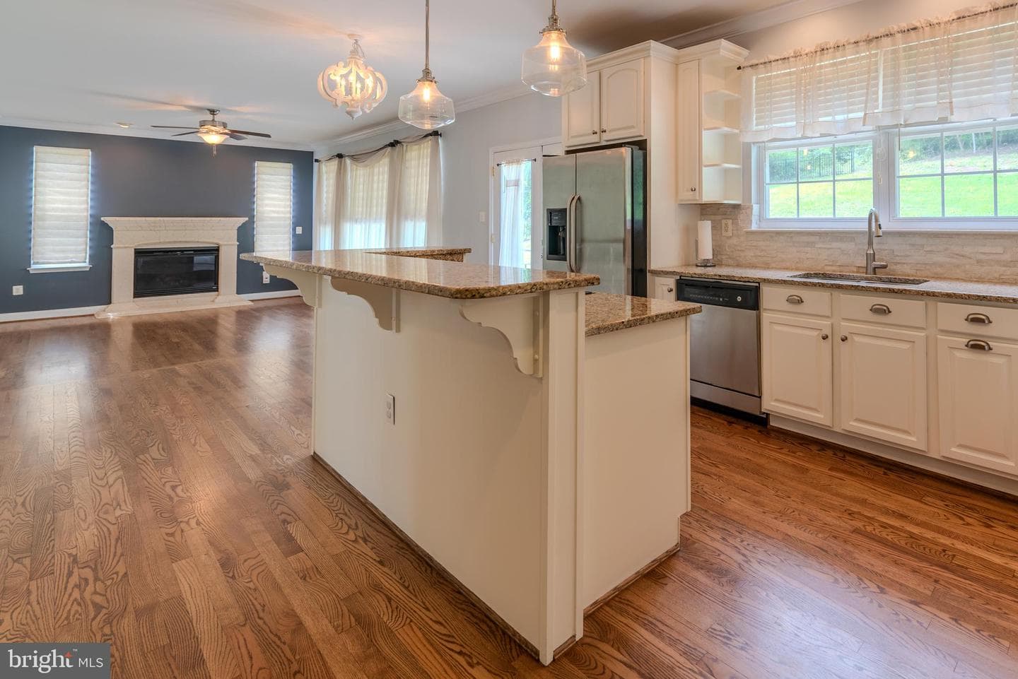 5034 Barrington Lane photo 17