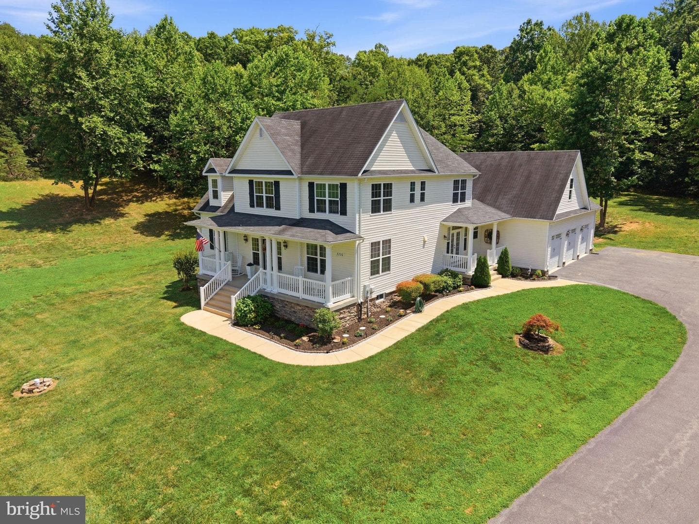 3730 Thunder Hill Drive photo 4