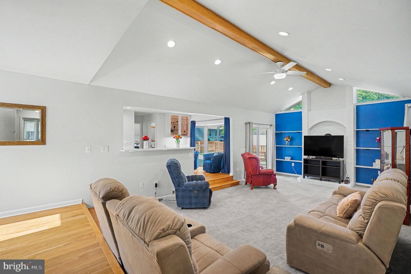 12029 Palisades Drive photo 11