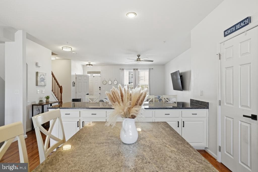 3615 Glouster Dr photo 32