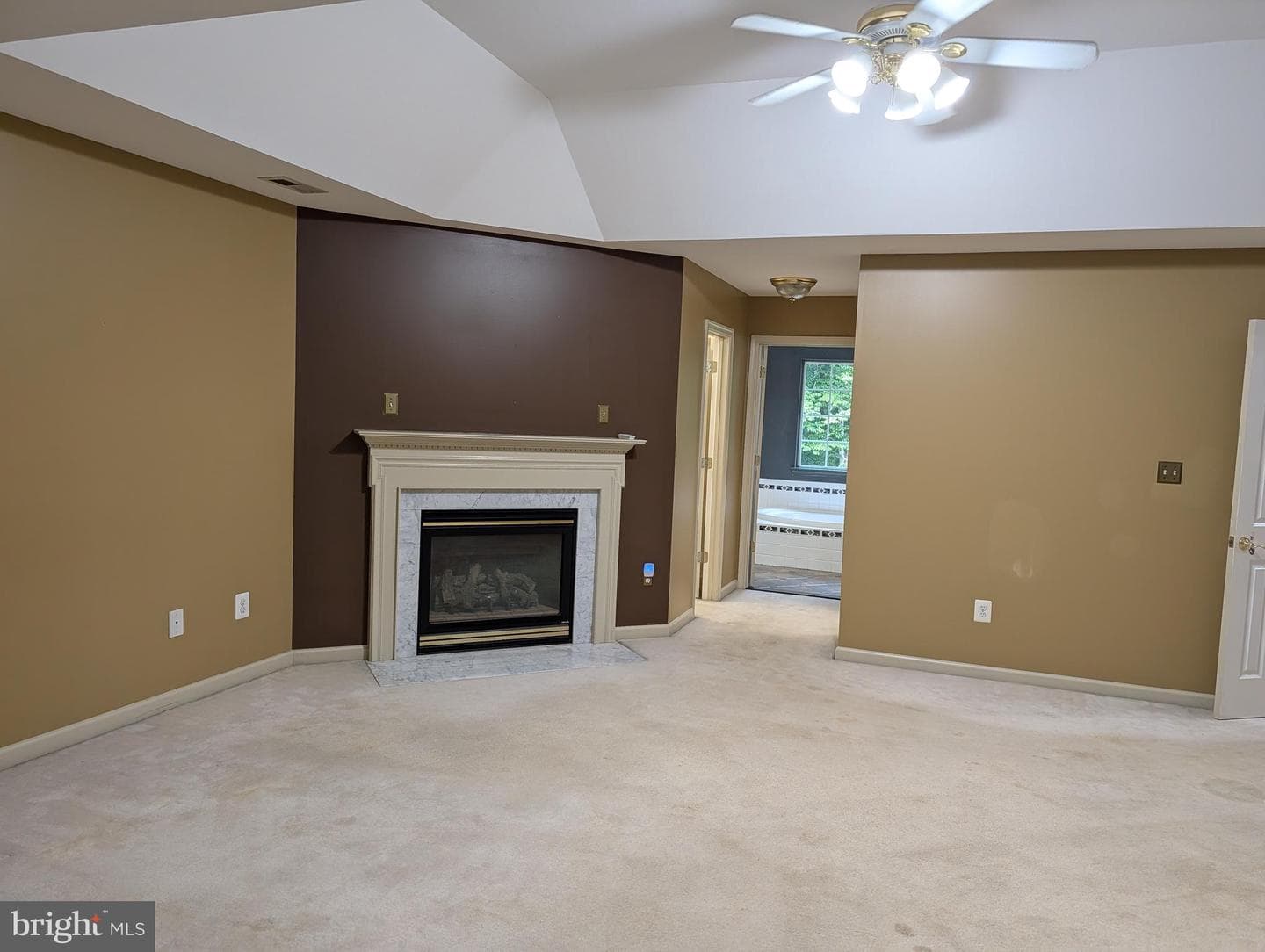 2440 Abigail Court photo 29
