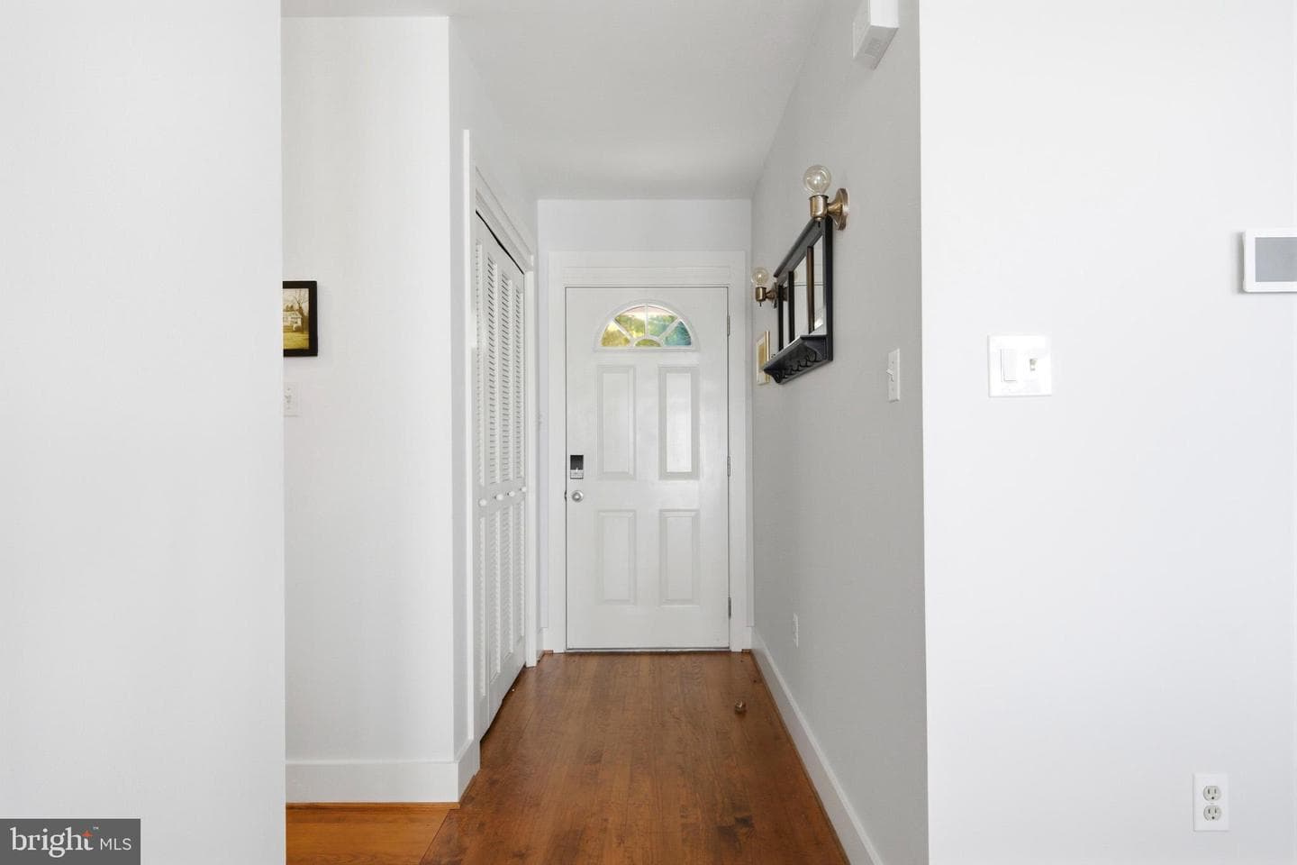 5424 Beach Drive photo 5