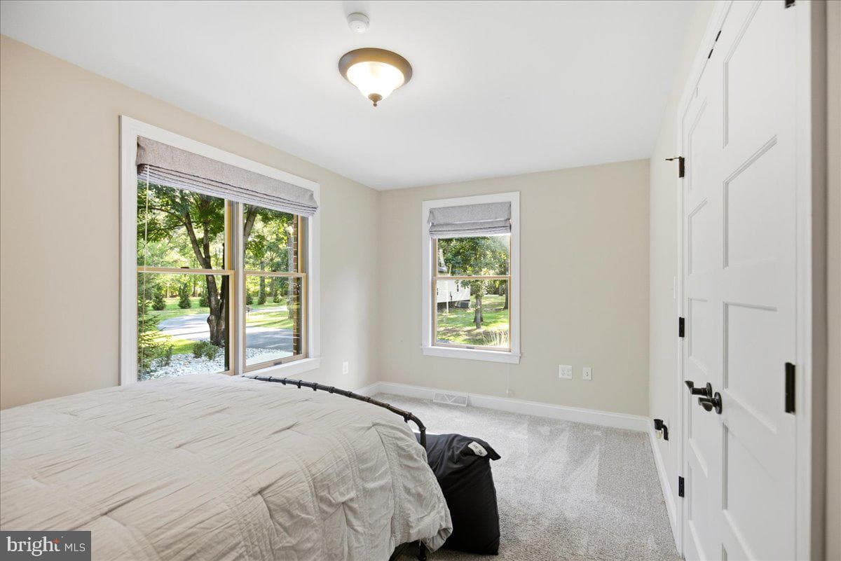 7785 Swan Lane photo 57