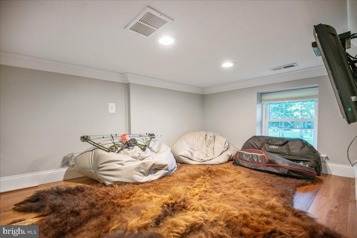 7785 Swan Lane photo 77