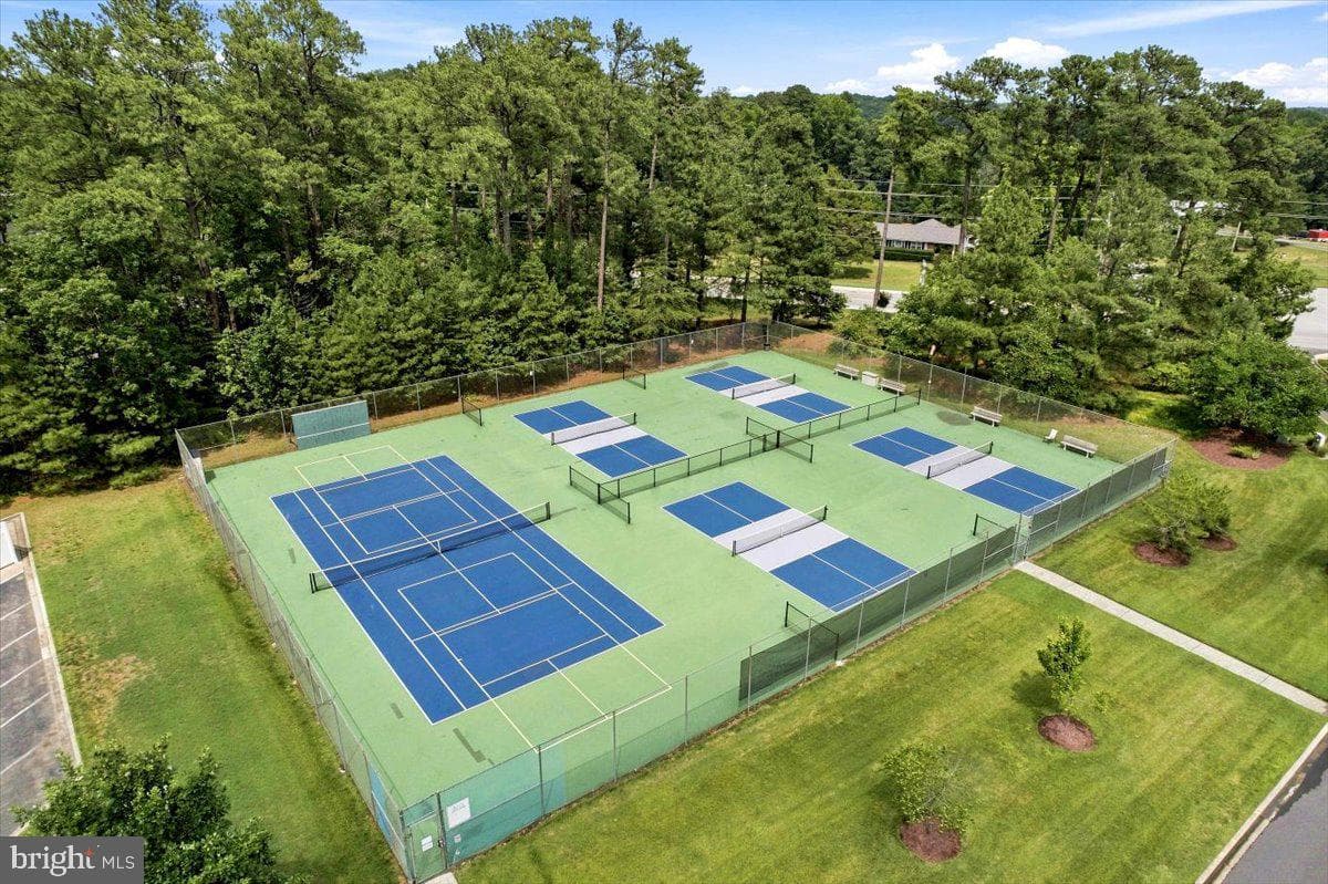 534 Oyster Bay Place #401 photo 48