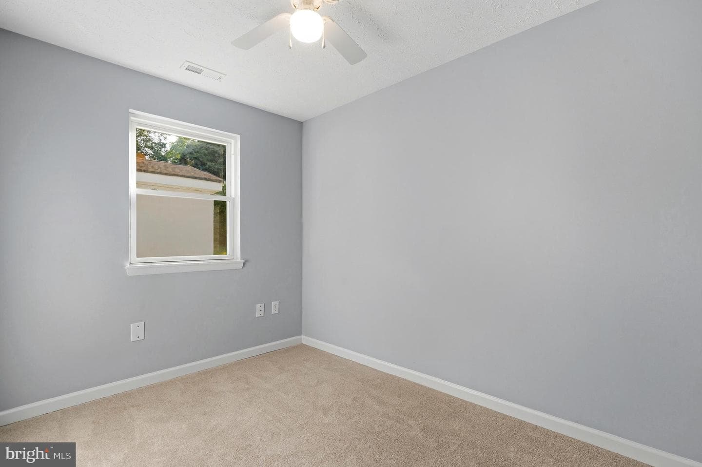 650 Field Road photo 20