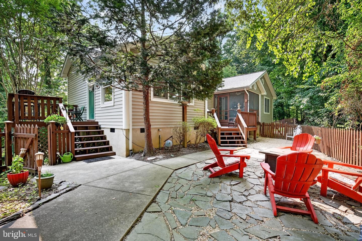 2220 Vern Road photo 3