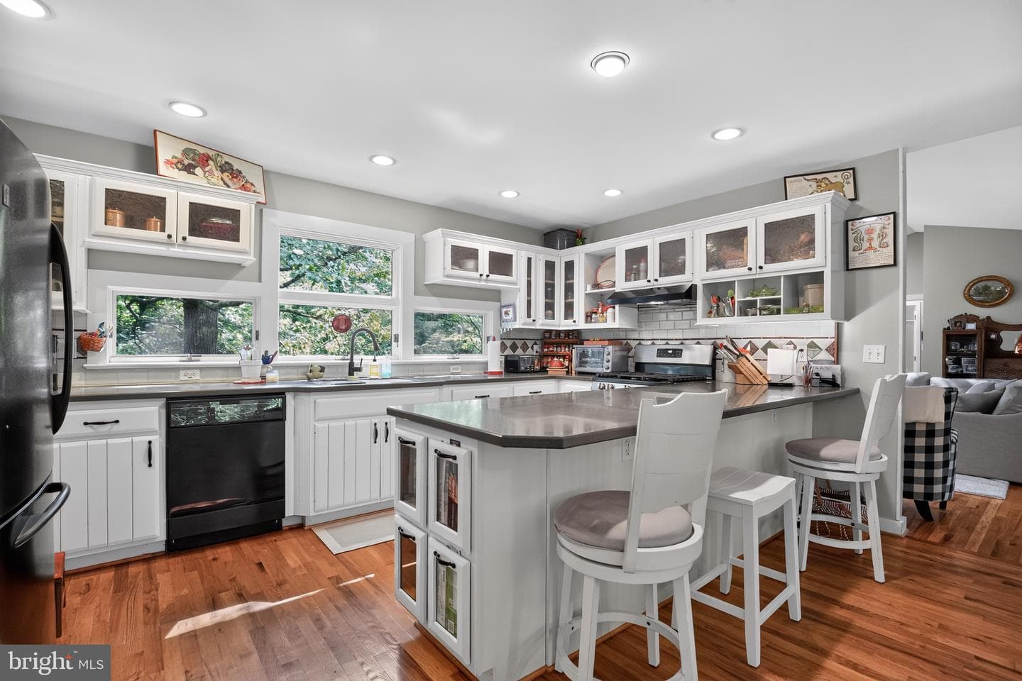 2220 Vern Road photo 9
