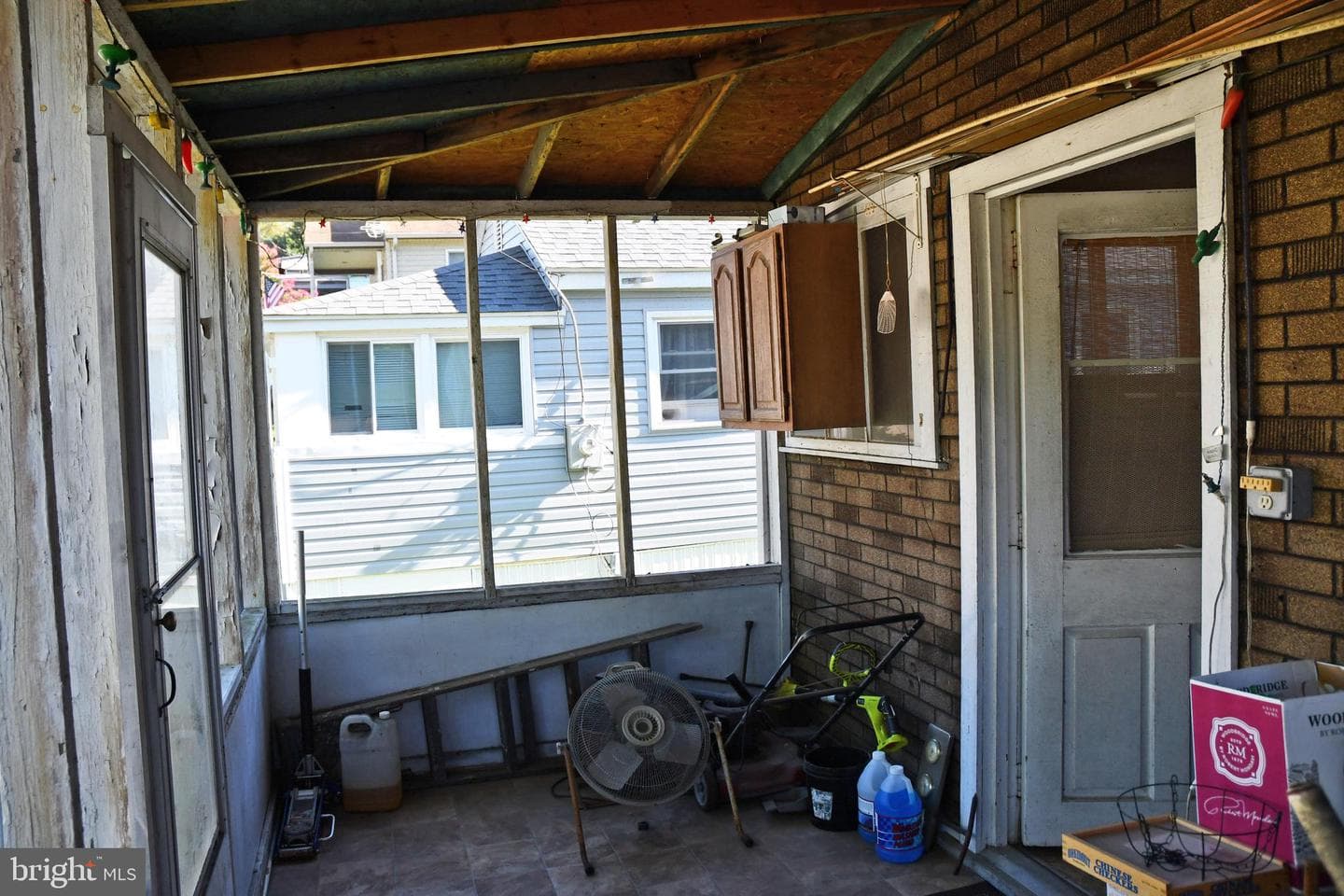 2 Glenwood St photo 16