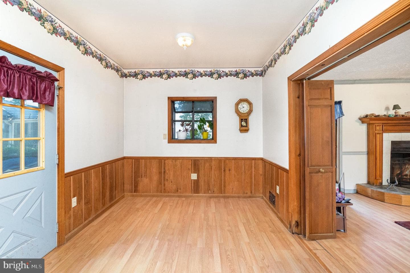 80 Parkside Dr photo 11