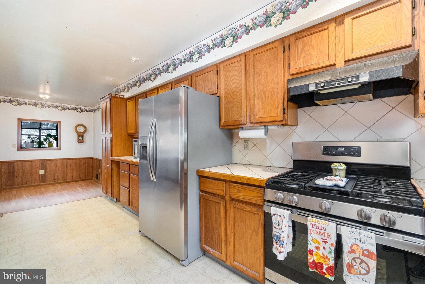80 Parkside Dr photo 13