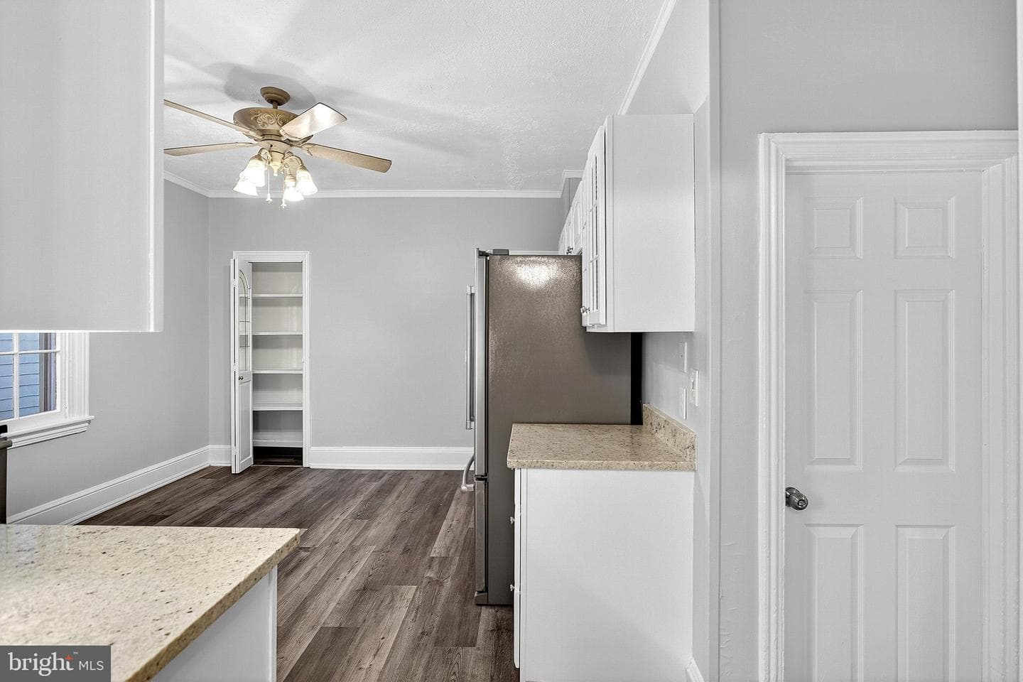 110 Delaware Avenue photo 21