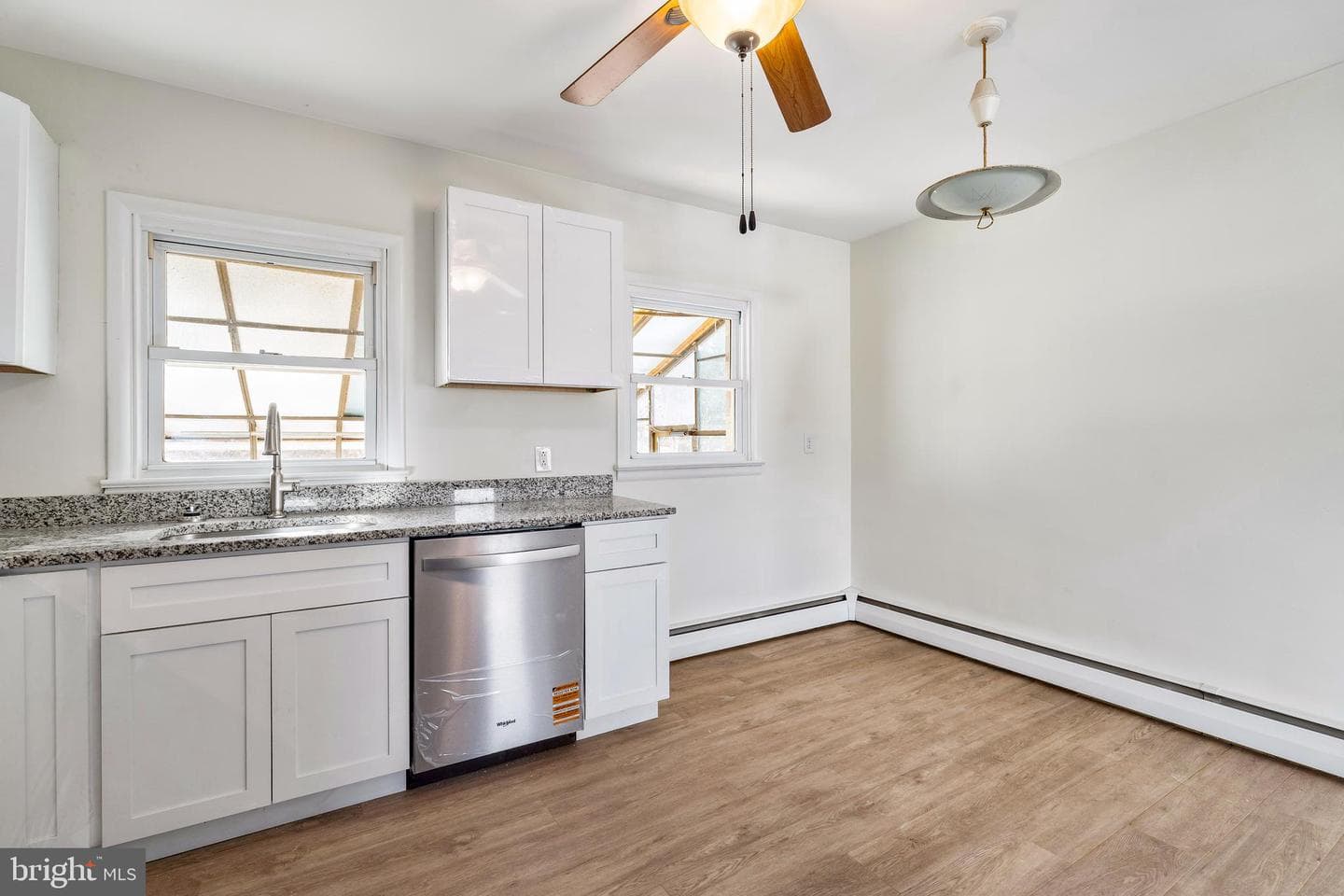 404 Pearl Street photo 9