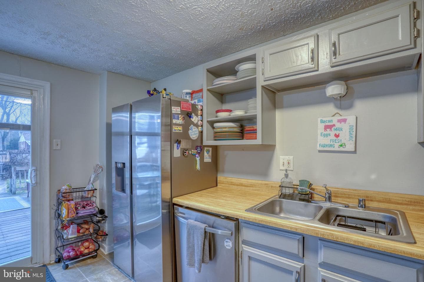 409 Biddle Street photo 9