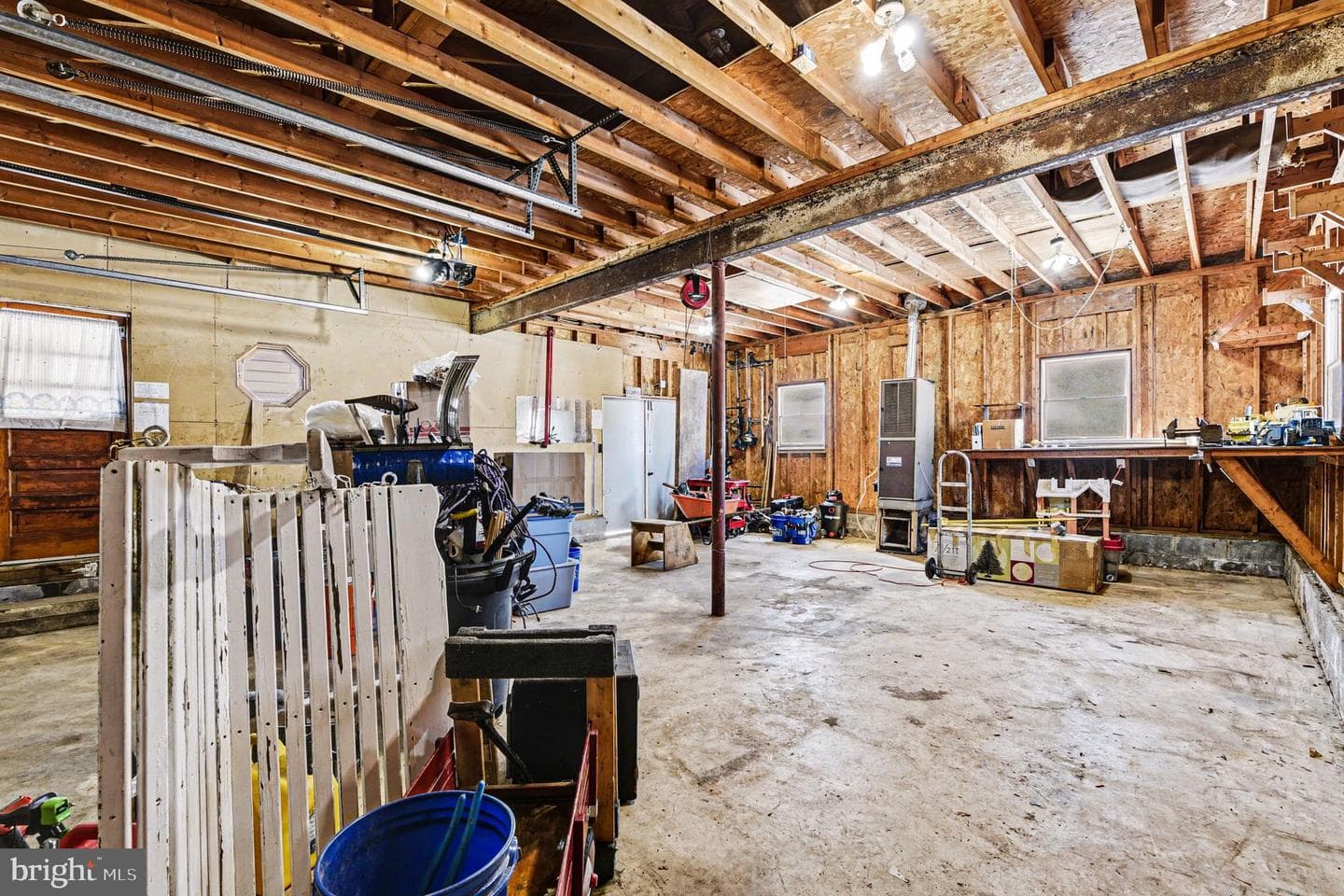 677 Doctor Miller Road photo 22