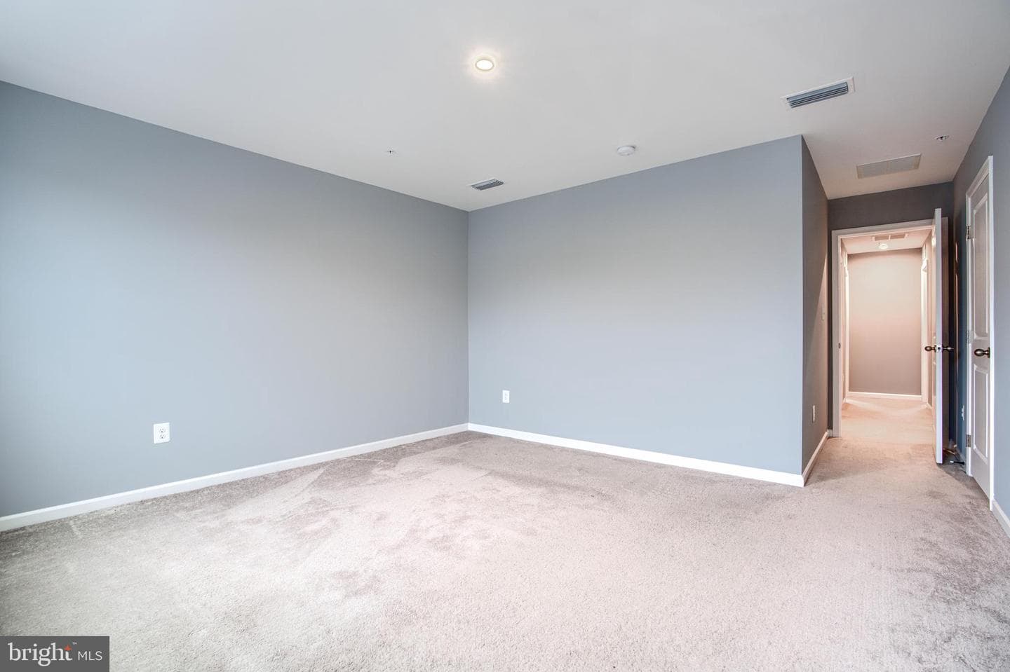 104 Magnolia Drive photo 18