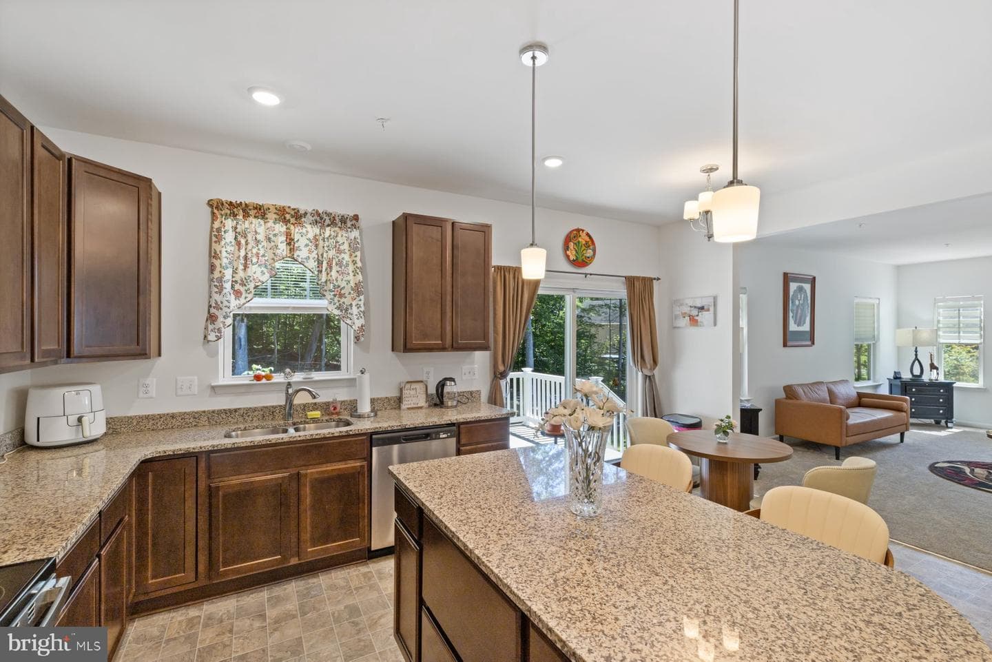 18 Madison Paige Dr photo 10