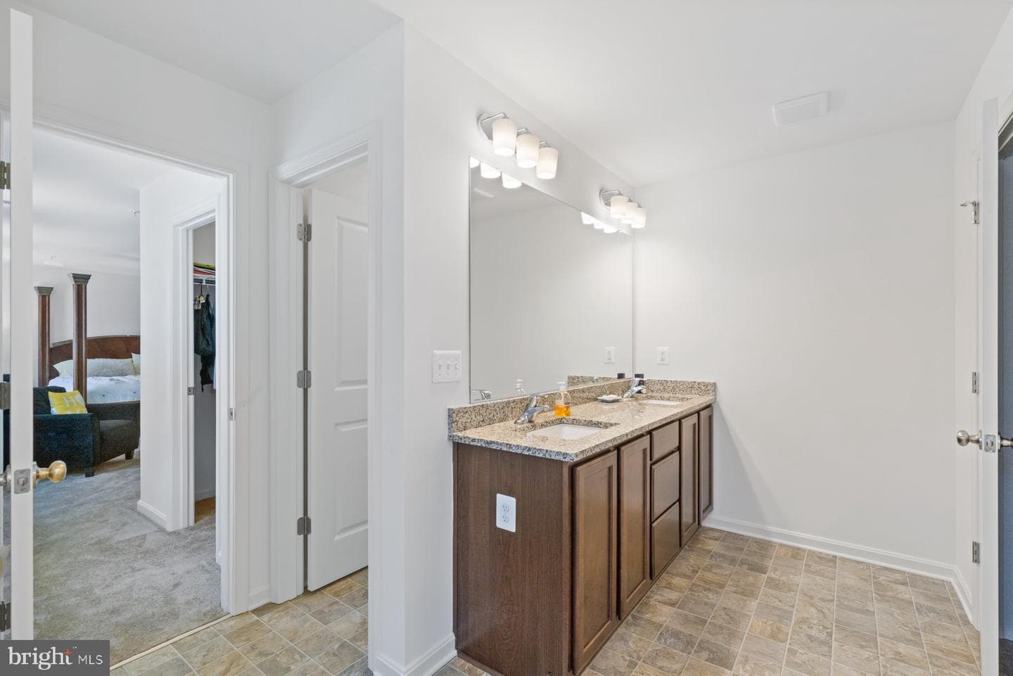 18 Madison Paige Dr photo 27