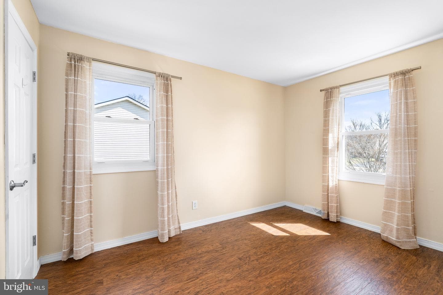 110 Whitehall Road photo 14