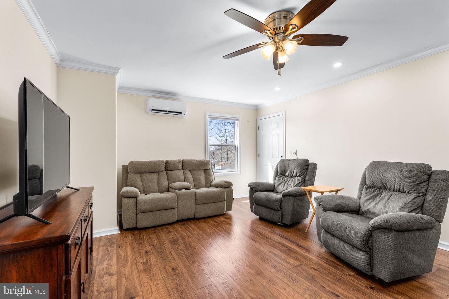 110 Whitehall Road photo 26