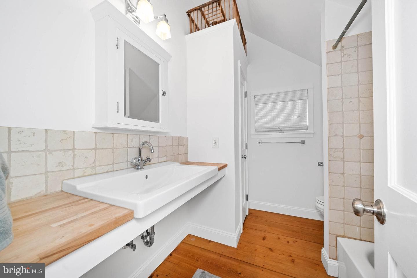 38 Virginia Avenue photo 41