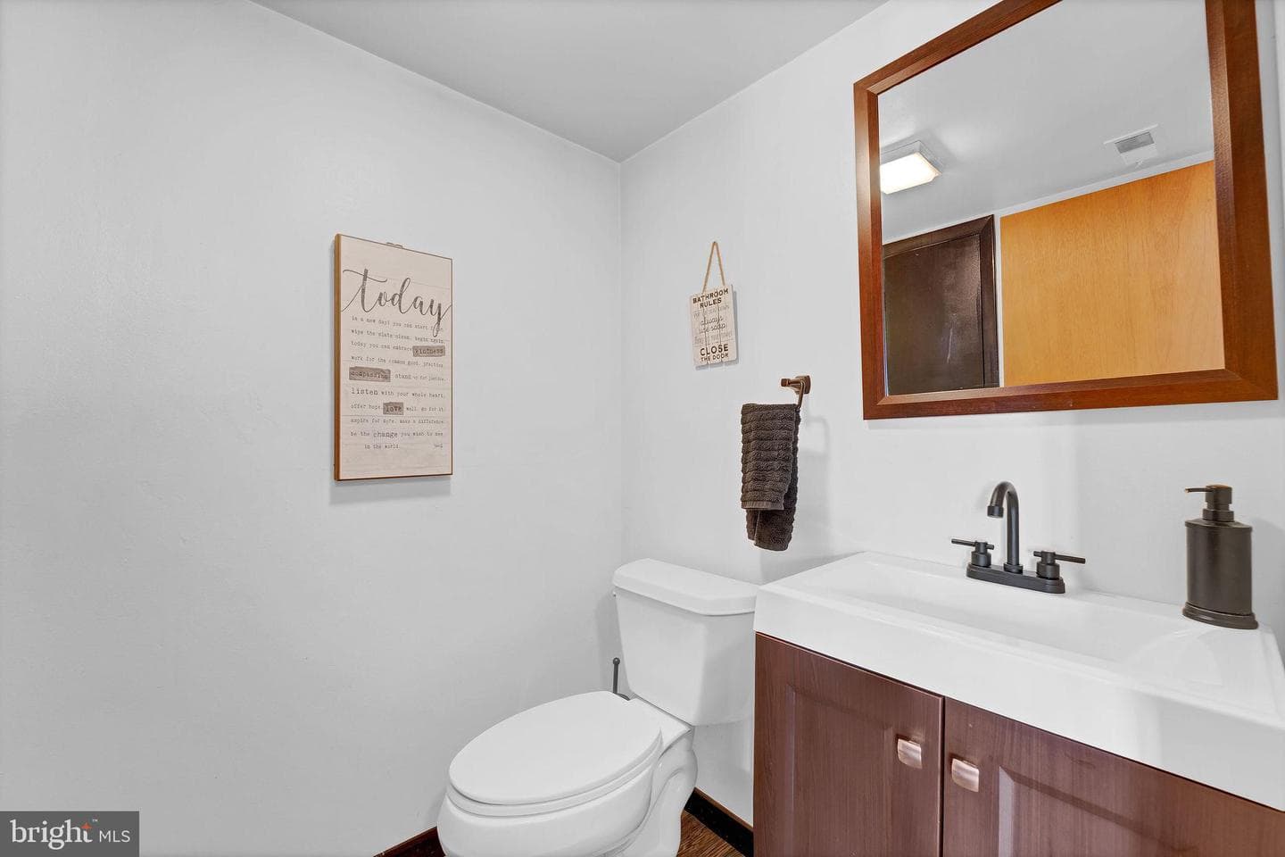 6 Transom Court photo 9