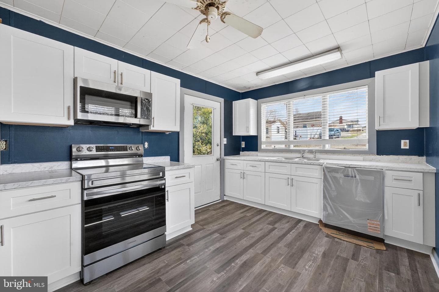 76 Park Drive photo 15