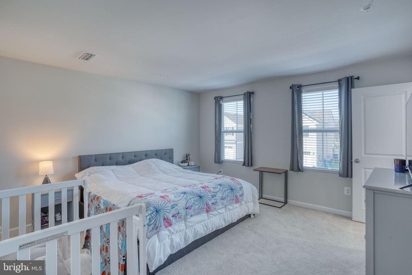 5 Olive Way photo 15