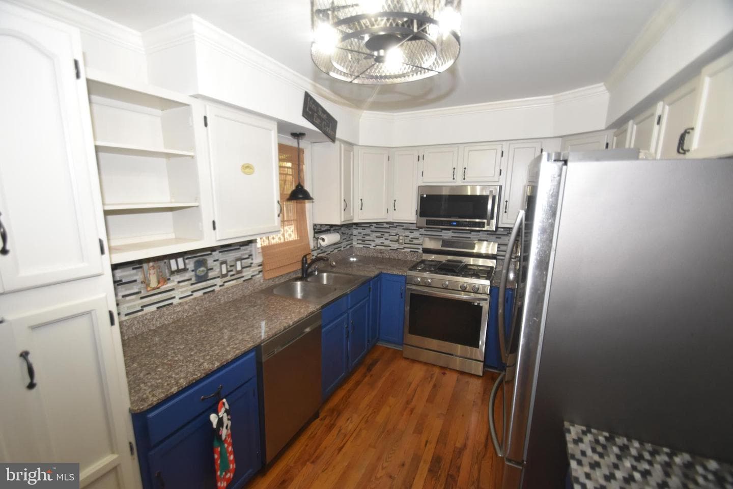 107 Chestnut Dr photo 8
