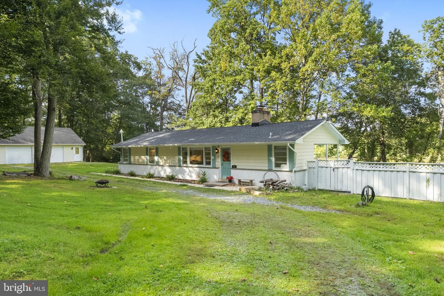 139 Knollwood Road photo 27