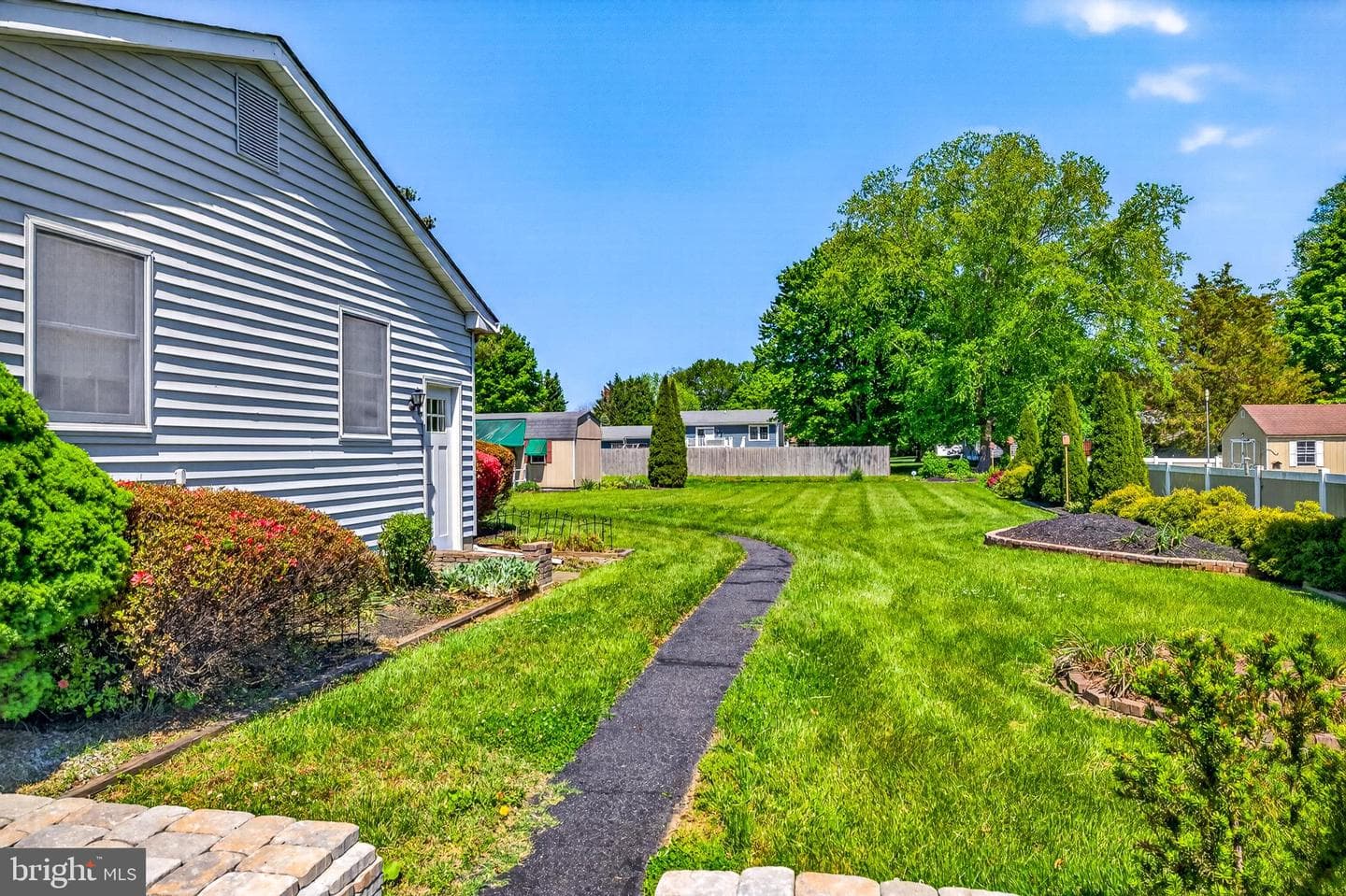 105 Brantwood Drive photo 25