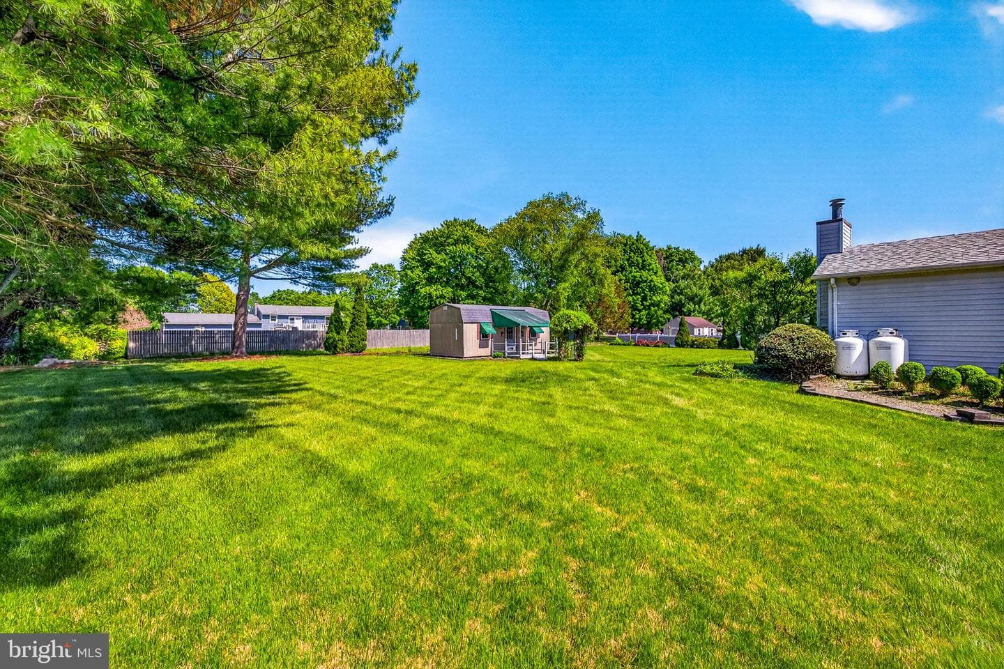 105 Brantwood Drive photo 27