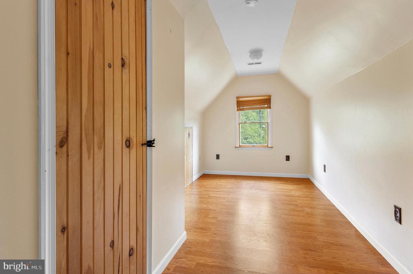 143 Clemencia Road photo 42
