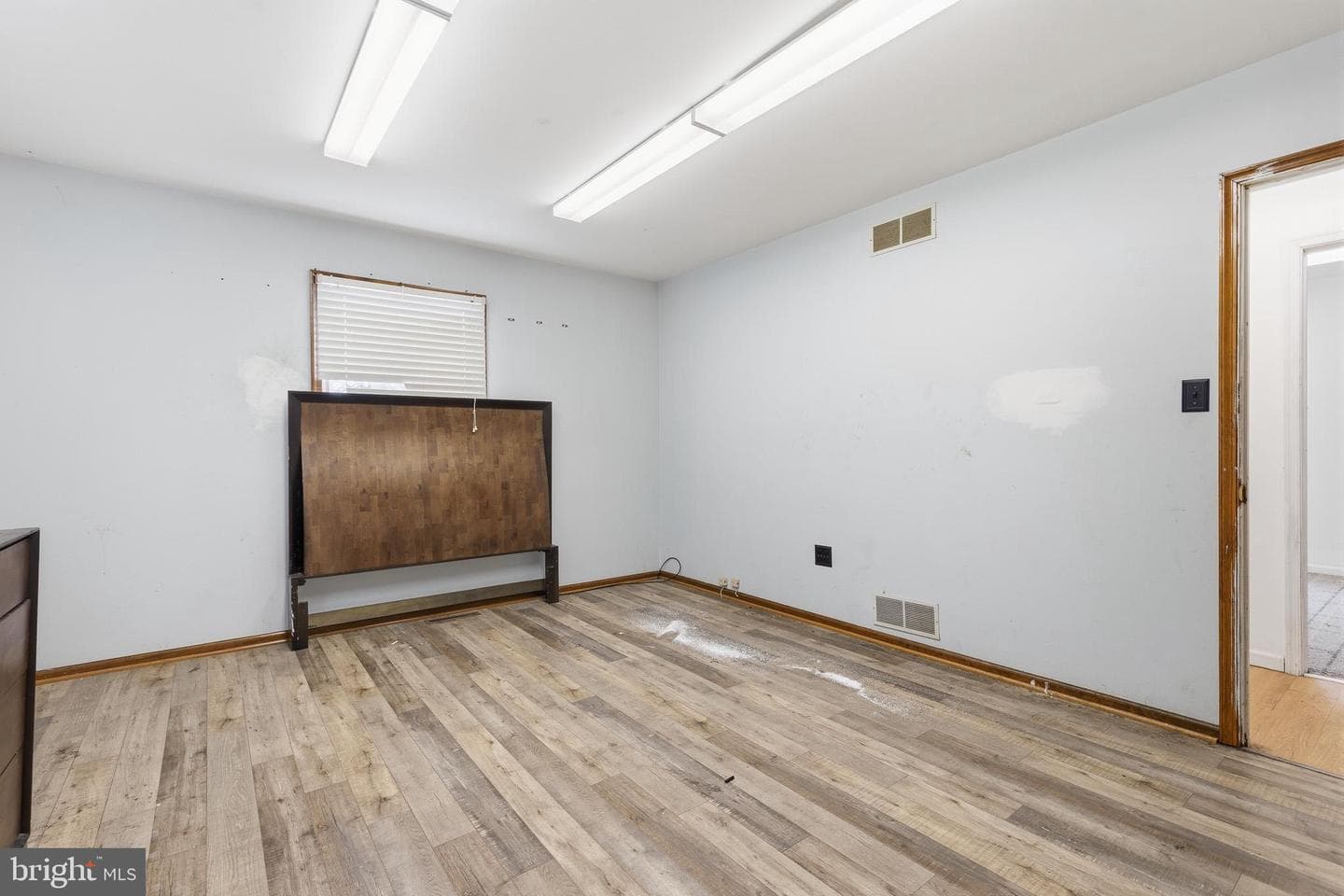 212 W Main Street photo 18