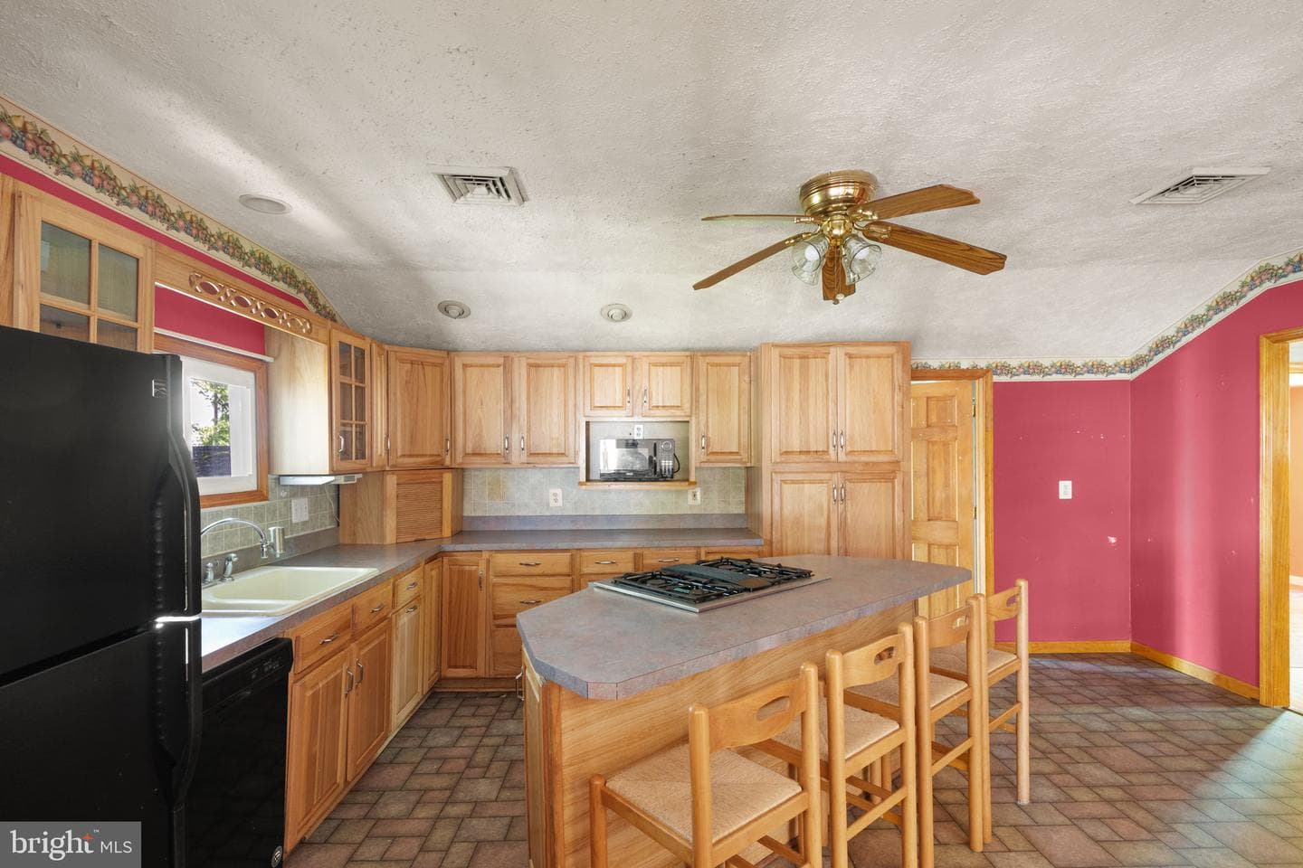 308 Cather Avenue photo 12