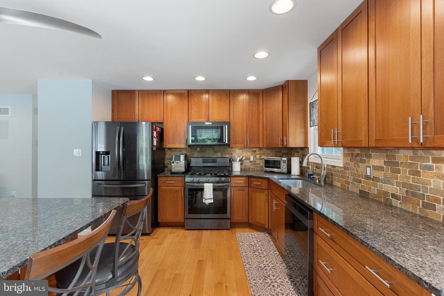 165 Connecticut Avenue photo 10
