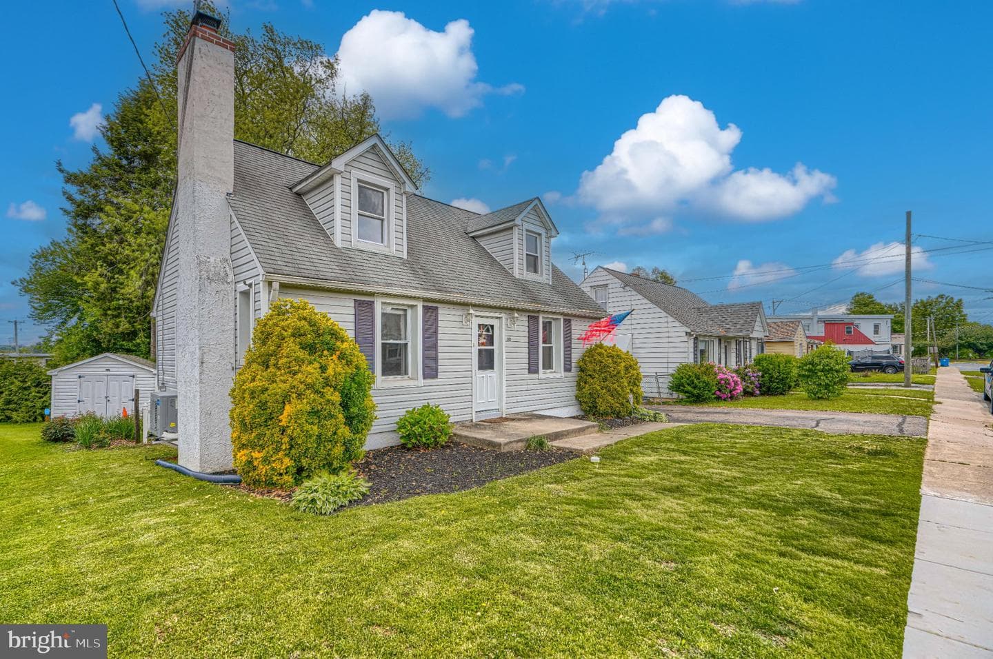 110 W Pearl Street photo 31