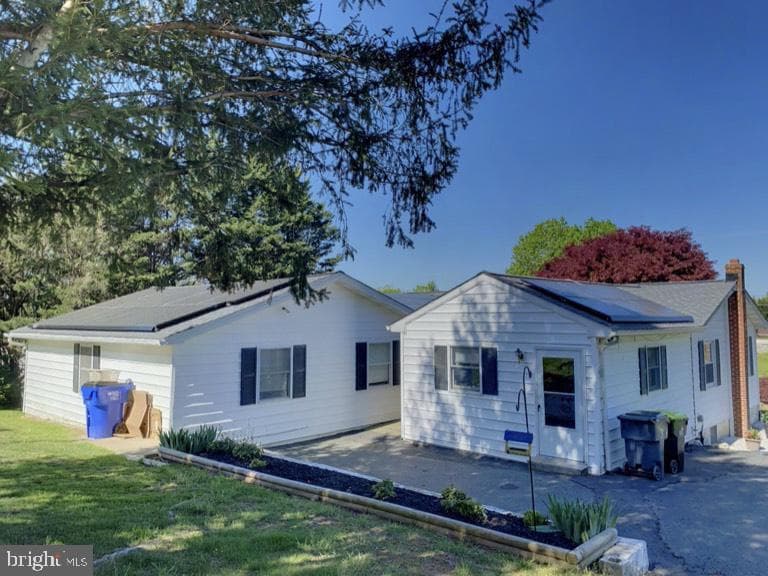 1670 Liberty Grove Road photo 4