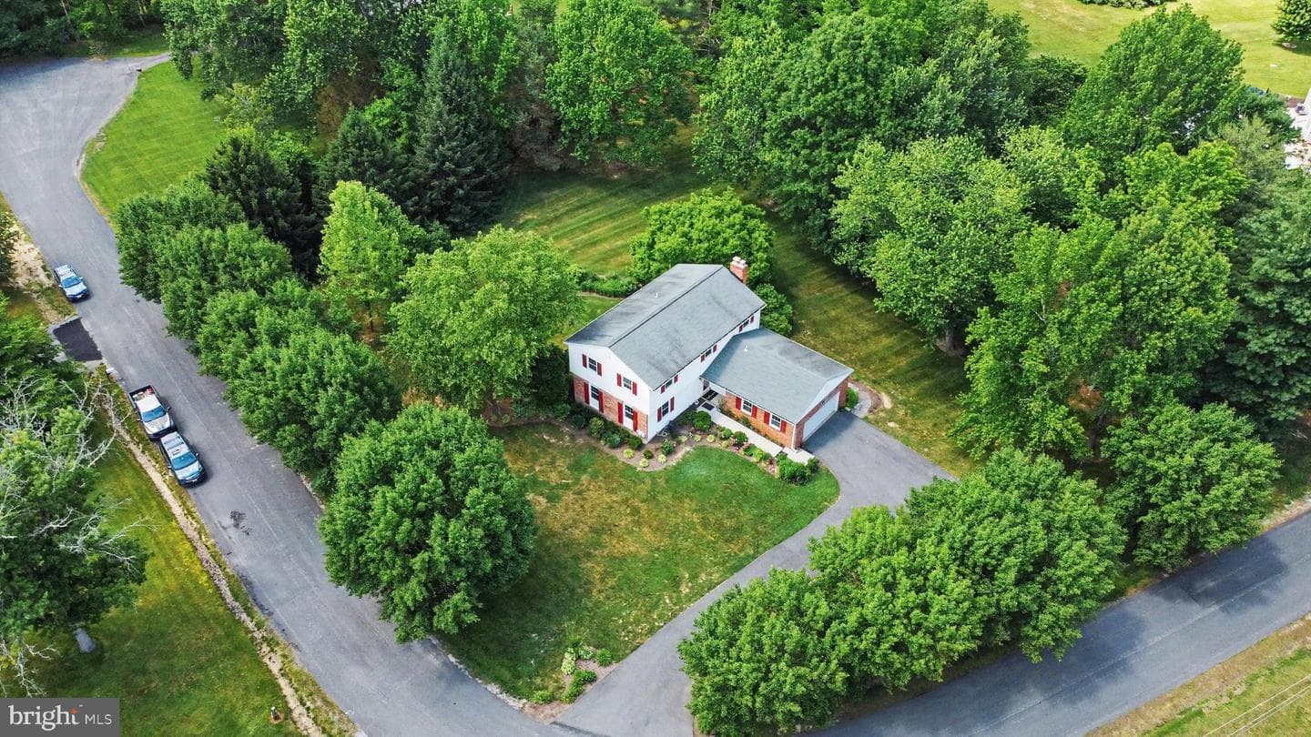 31 Filbert Lane photo 2