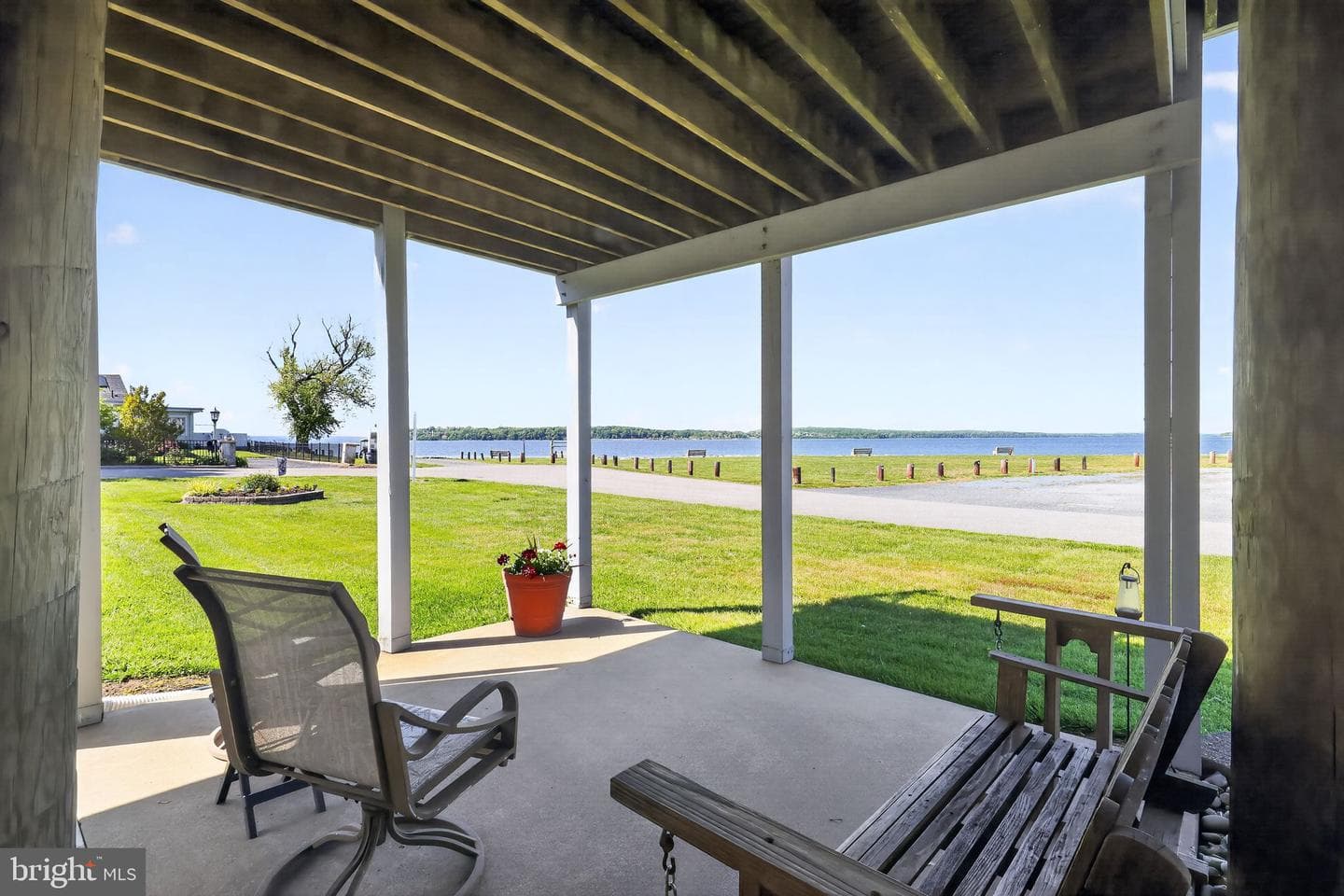 114 Bluff Road photo 27