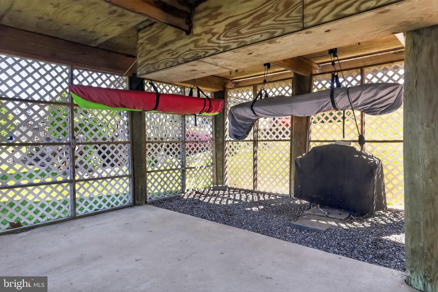 114 Bluff Road photo 29