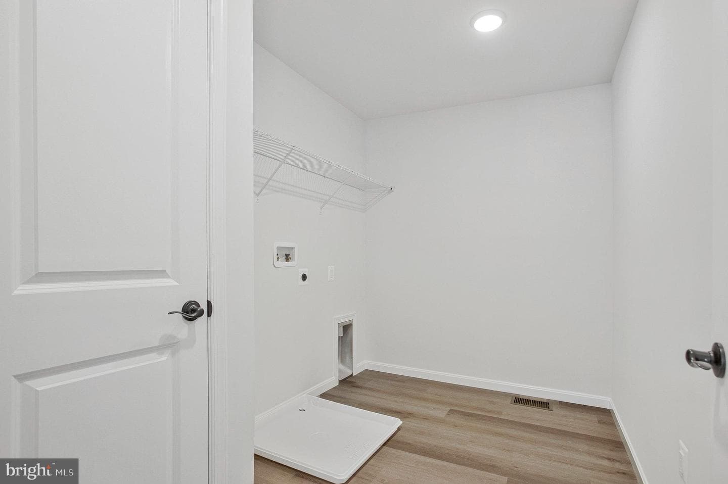 96 Catalpa Drive photo 20